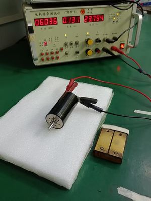 Motor de corrente contínua de 35 mm com escova personalizável sem núcleo 92 Watt 4640 rpm 12 V de alta eficiência